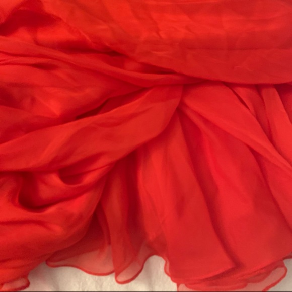 Gorgeous XS Red Halter Gown Prom - Picture 5 of 9